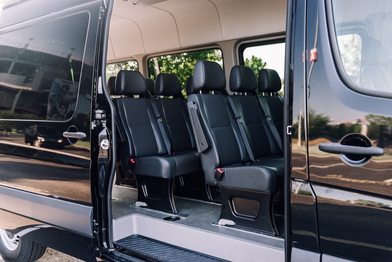 Premium van for corporate and group travel in Knoxville