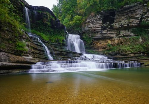 Waterfall in Cummins Falls State Park, Tennessee